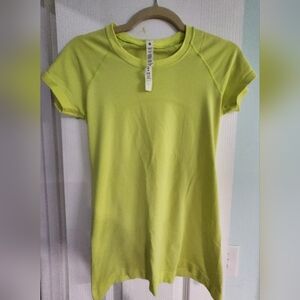 Lululemon Yellow/Lime Swiftly Tee (6)